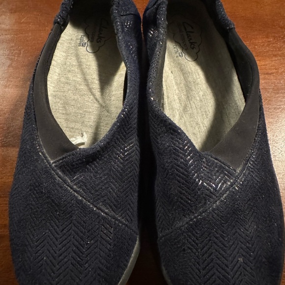 CLARKS CLOUDSTEPPERS SILLIAN JETAY NAVY BLUE WITH SHEEN SIZE 6 - Picture 6 of 7